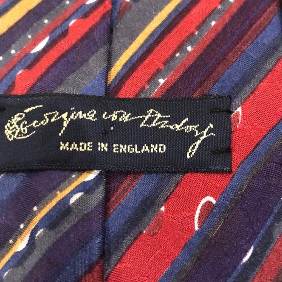 Tie - Picture 4 of 5